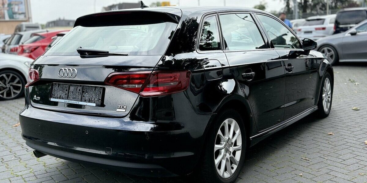 Audi A3 / Attraction / Sportback / Klima / NAVI 130.000 km 11.490 &euro; Mönchengladbach 41066