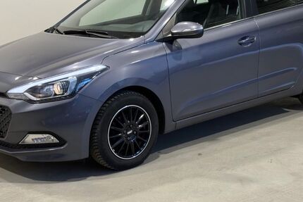 Hyundai i20 56.728 km 13.380 &euro; Mönchengladbach 41061