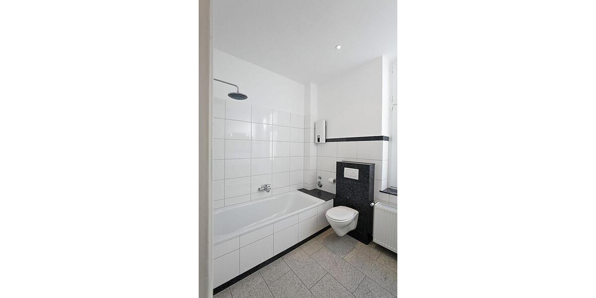 Etagenwohnung Düsseldorf Niederkassel - 3 Zimmer, 97 m&sup2;, 1.750&euro; | Angebot:24981075