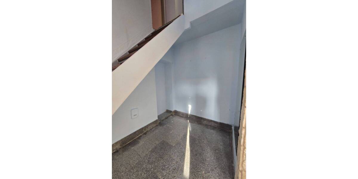 Etagenwohnung Mönchengladbach Rheydt - 4 Zimmer, 86 m&sup2;, 130.000&euro; | Angebot:26731773