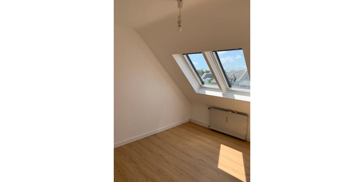 Dachgeschoßwohnung Kempen - 2 Zimmer, 43 m&sup2;, 144.000&euro; | Angebot:25418192