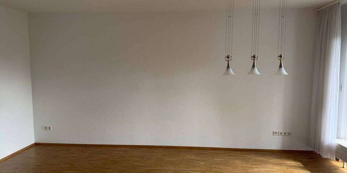Etagenwohnung Duisburg Neudorf-Süd - 2 Zimmer, 72 m&sup2;, 730&euro; | Angebot:26834217