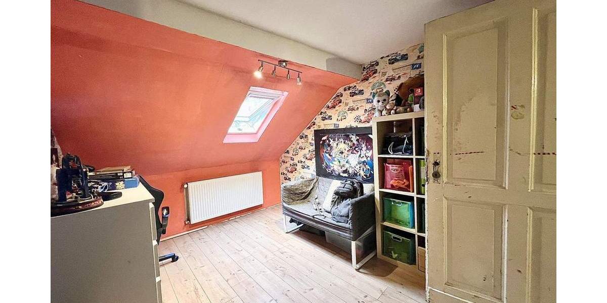 Mehrfamilienhaus, Wohnhaus Krefeld Uerdingen - 6 Zimmer, 145 m&sup2;, 259.000&euro; | Angebot:25692546