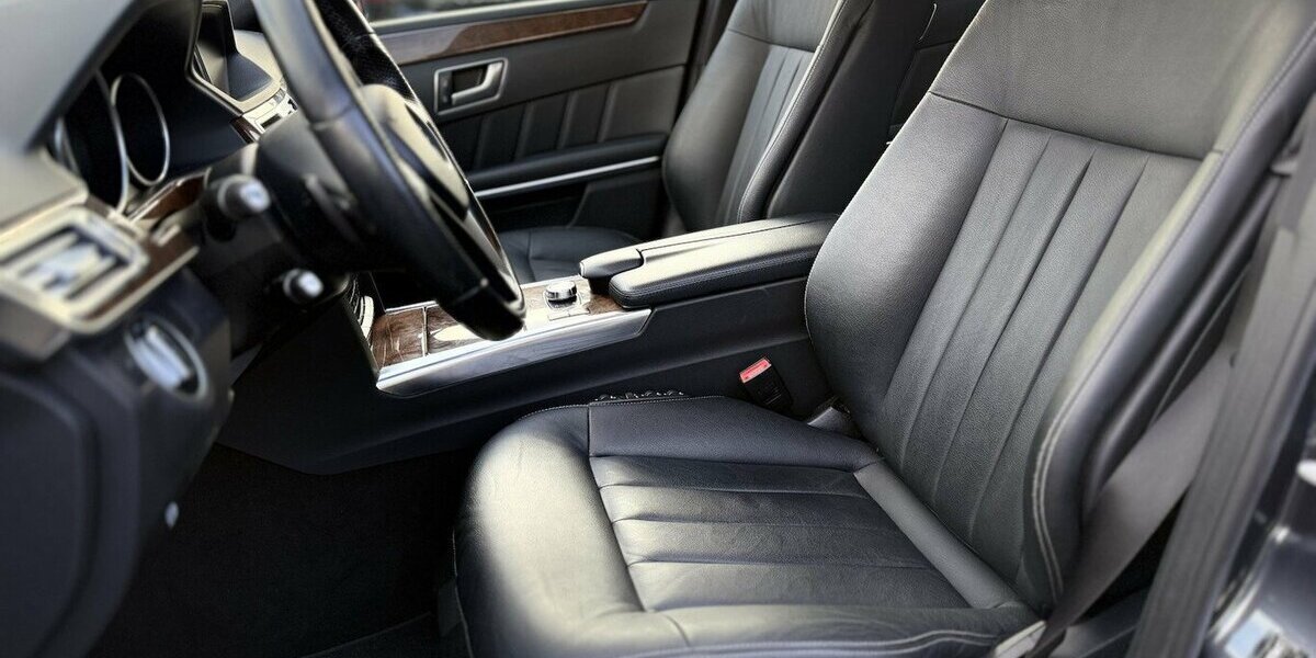 Mercedes-Benz E 350 d/ PANO / Kamera / Leder / Navi / EURO 6 100.000 km 22.290 &euro; Mönchengladbach 41066