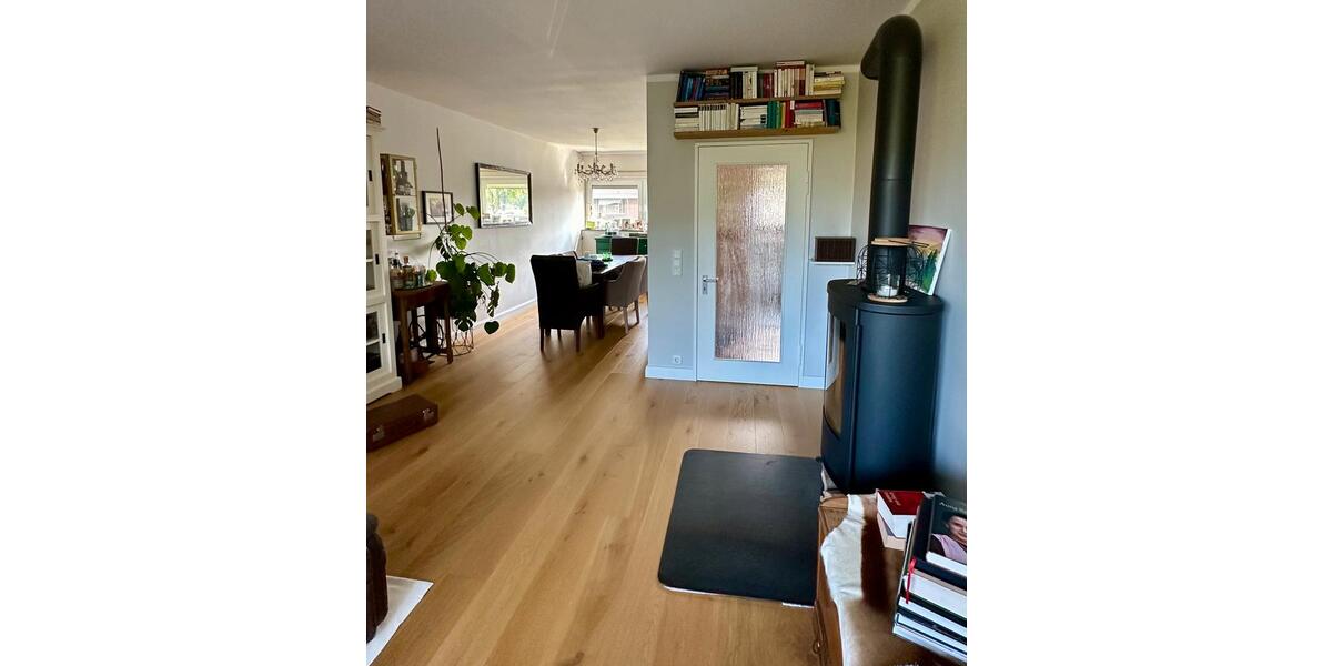 Etagenwohnung Düsseldorf Stadtbezirk 9 - 2.5 Zimmer, 74 m&sup2;, 1.880&euro; | Angebot:26008519