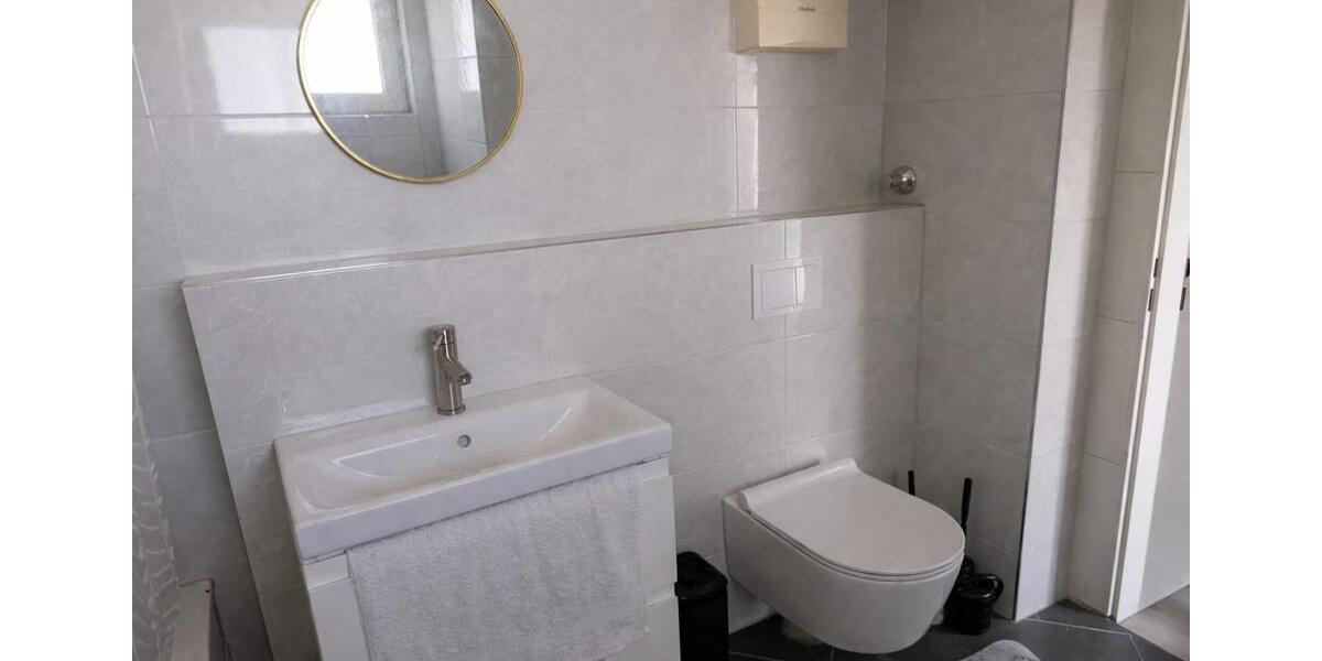 Etagenwohnung Düsseldorf Stadtbezirk 9 - 2 Zimmer, 45 m&sup2;, 165.000&euro; | Angebot:25960750