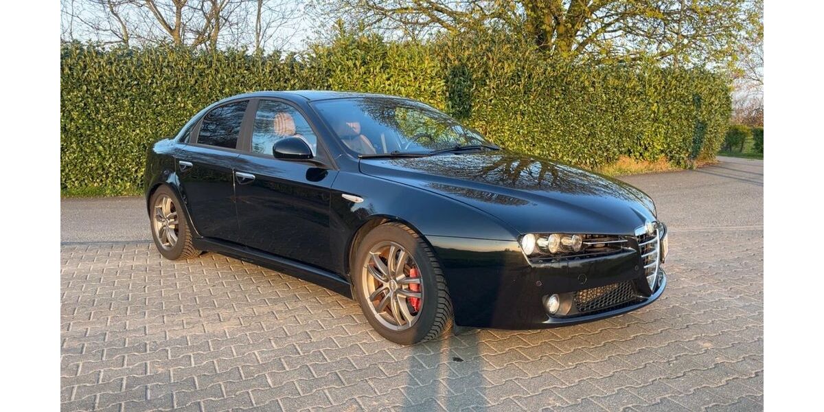 Alfa Romeo 159 134.780 km 11.900 &euro; Duisburg 47229