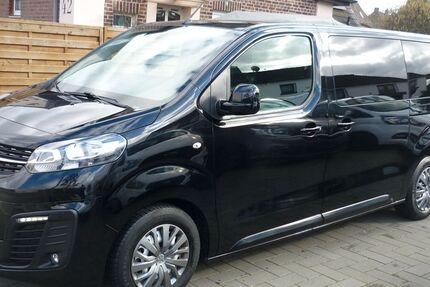 Opel Vivaro 67.500 km 27.980 &euro; Hilden 40721