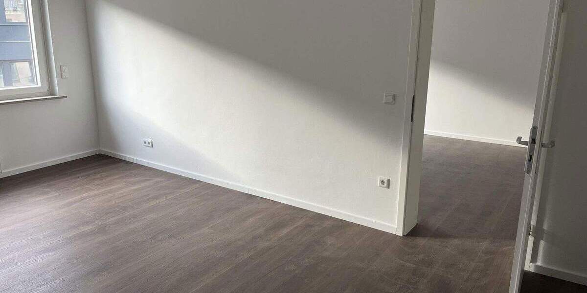 Etagenwohnung Krefeld Stadtmitte - 3 Zimmer, 91 m&sup2;, 710&euro; | Angebot:25780302