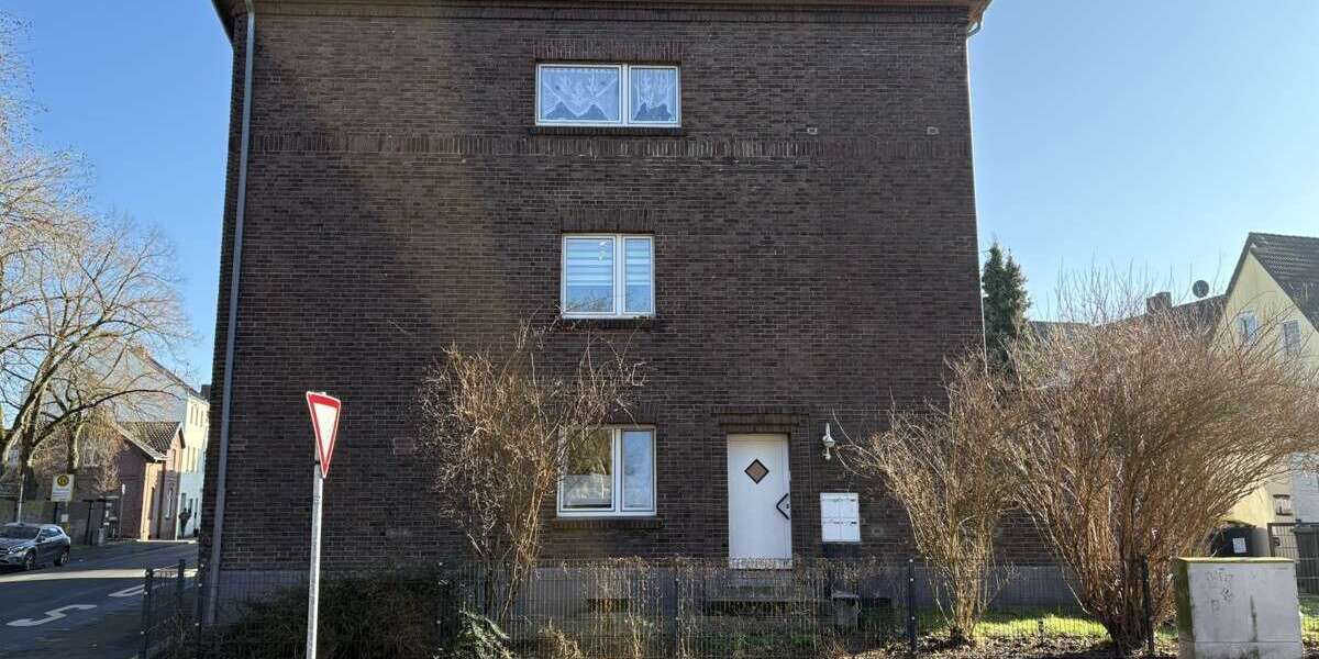 Einfamilienhaus Mönchengladbach Süd - 11.5 Zimmer, 289 m&sup2;, 650.000&euro; | Angebot:24453033