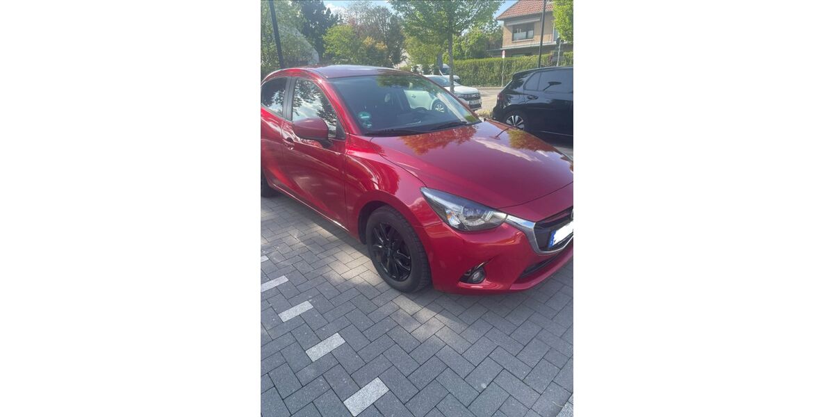 Mazda 2 114.000 km 7.890 &euro; Neuss 41460