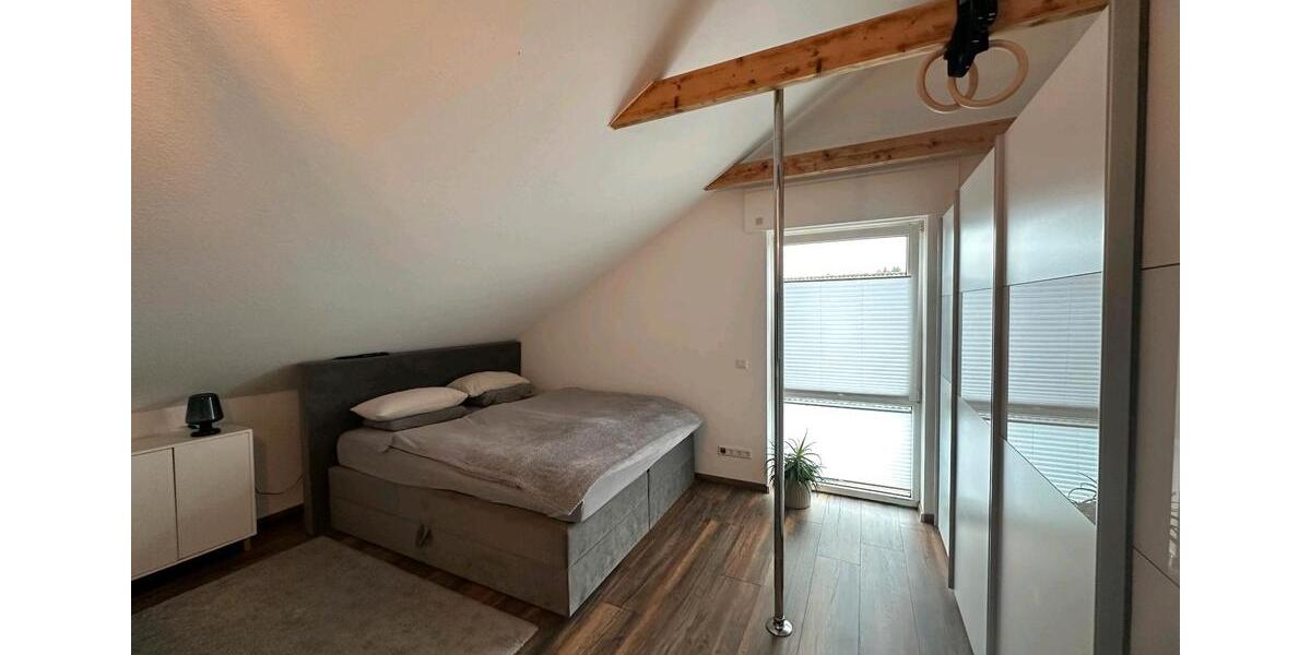 Dachgeschoßwohnung Moers Rheinkamp - 2 Zimmer, 63 m&sup2;, 245.000&euro; | Angebot:27630549