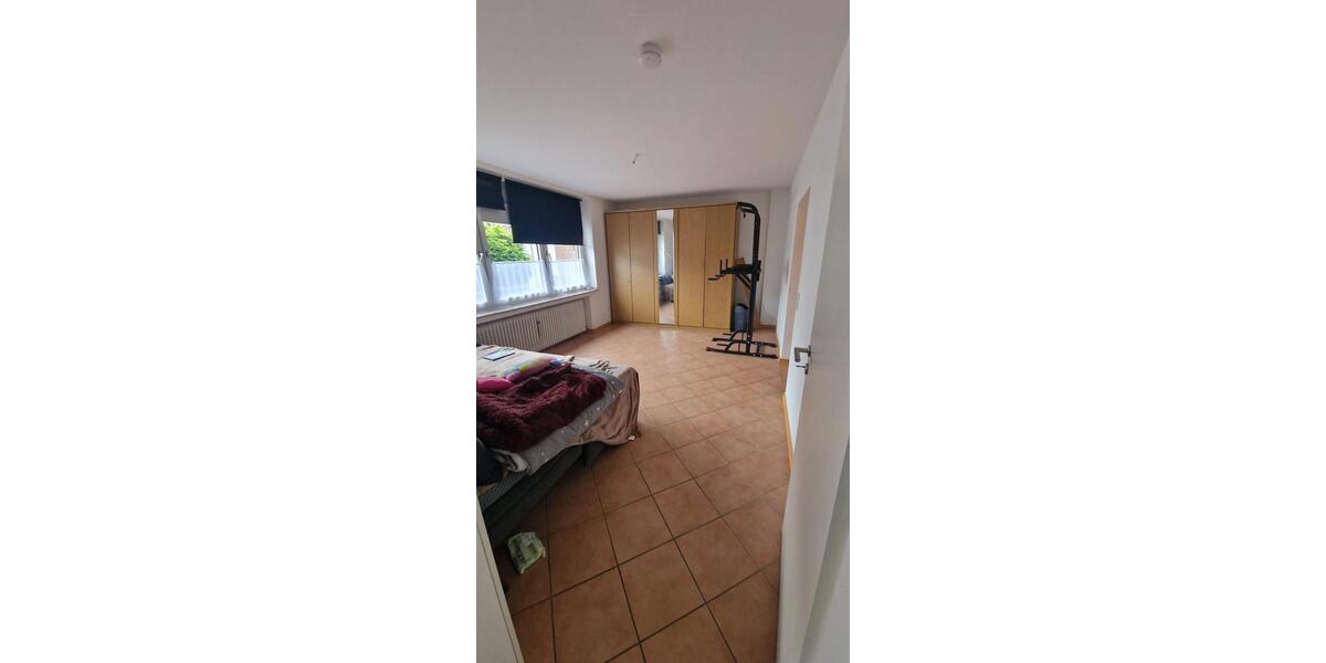 Etagenwohnung Krefeld Hüls - 2 Zimmer, 62 m&sup2;, 500&euro; | Angebot:26648935