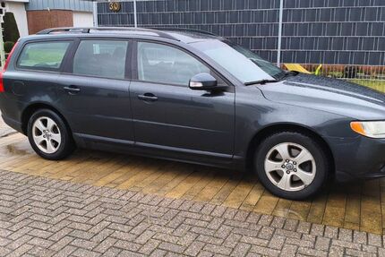 Volvo V70 444.000 km 2.499 &euro; Erkelenz 41812