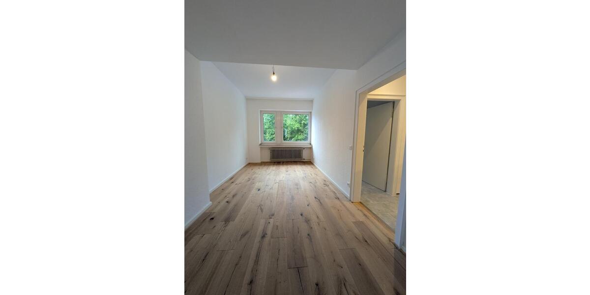 Etagenwohnung Düsseldorf Stadtbezirk 3 - 5 Zimmer, 112 m&sup2;, 1.500&euro; | Angebot:26647392