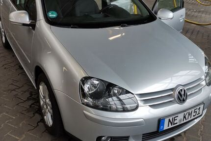 VW Golf 148.000 km 3.999 &euro; Kaarst 41564