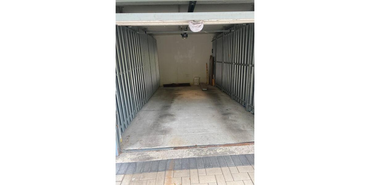 Etagenwohnung Erkrath - 2 Zimmer, 65 m&sup2;, 740&euro; | Angebot:25297500