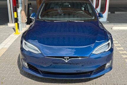 Tesla Model S 134.000 km 26.500 &euro; Düsseldorf 40211