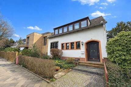 Haus Düsseldorf Düsseltal - 7 Zimmer, 249 m&sup2;, 1.950.000&euro; | Angebot:25362422