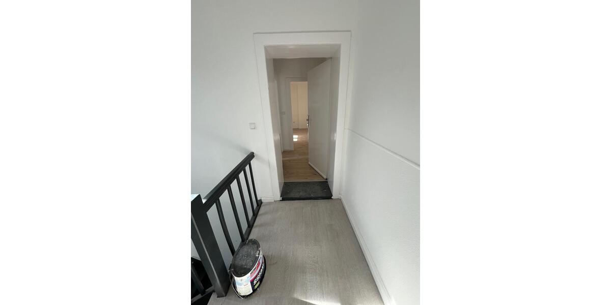Etagenwohnung Krefeld - 2 Zimmer, 50 m&sup2;, 600&euro; | Angebot:25753608