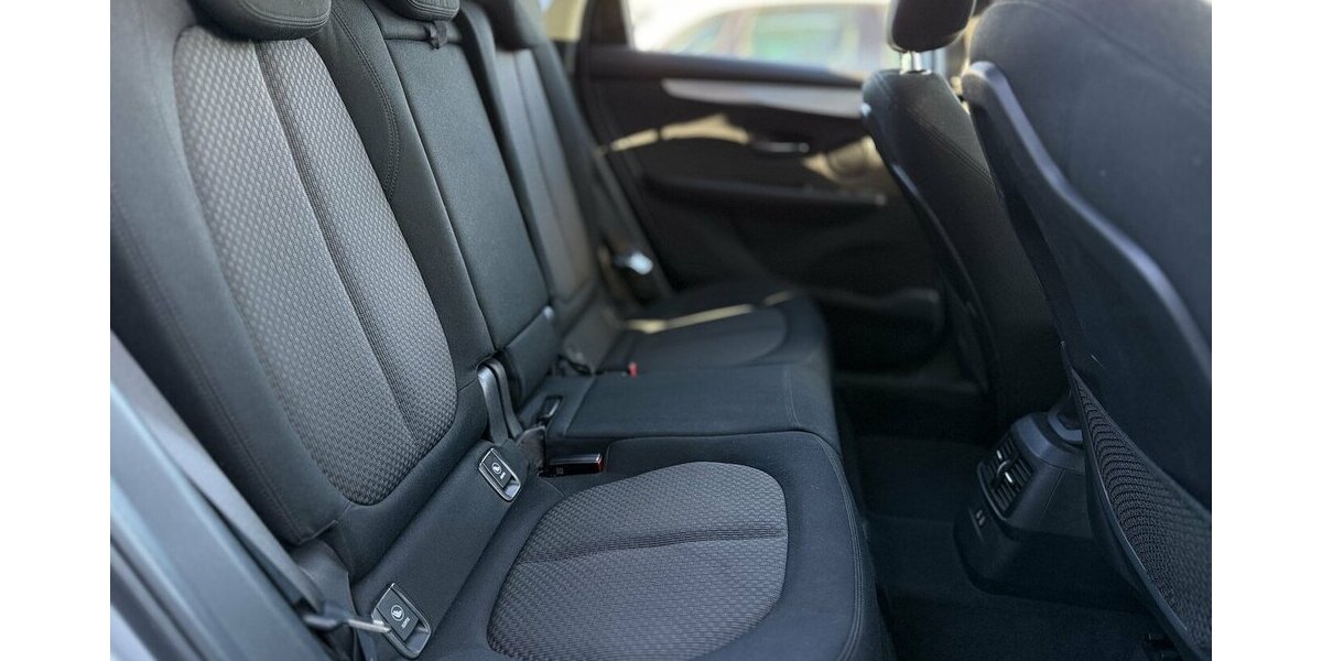 BMW 218 Active Tourer Automatik / PANO / LED / 1.Hd 65.000 km 16.280 &euro; Mönchengladbach 41066