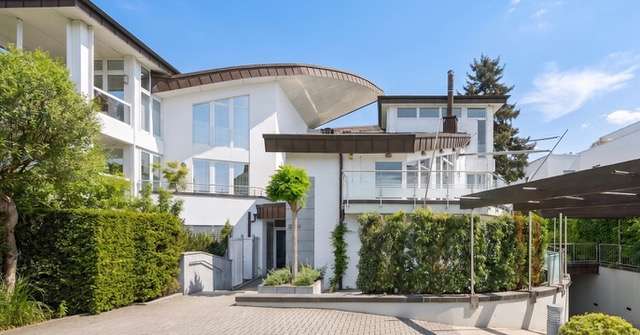Etagenwohnung Düsseldorf-Niederkassel Niederkassel - 3 Zimmer, 159 m&sup2;, 3.580&euro; | Angebot:26695786