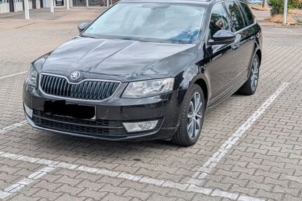 Skoda Octavia 114.500 km 10.600 &euro; Duisburg 47051