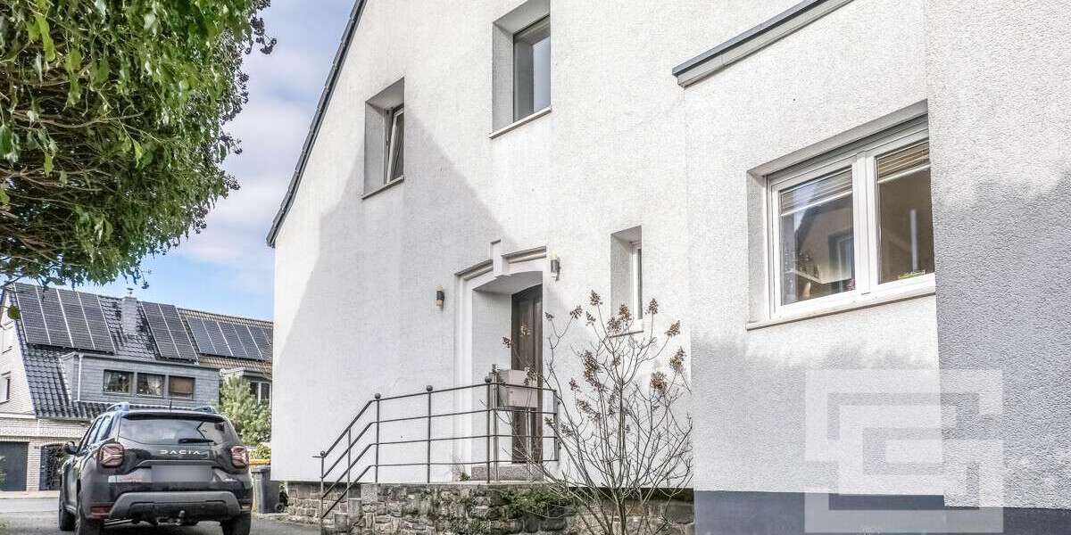 Einfamilienhaus Düsseldorf Eller Stadtbezirk 8 - 7 Zimmer, 172 m&sup2;, 725.000&euro; | Angebot:24854292