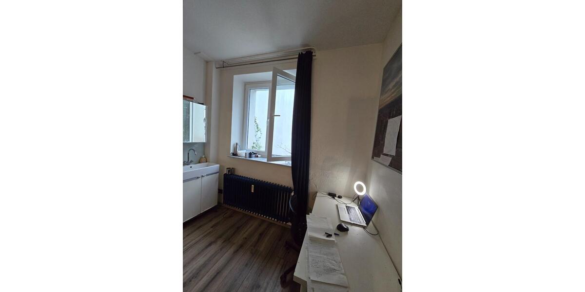 Etagenwohnung Düsseldorf Pempelfort - 1 Zimmer, 1 m&sup2;, 560&euro; | Angebot:25887295