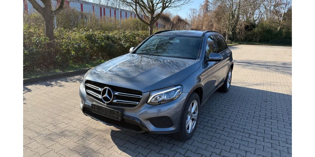 Mercedes-Benz GLC 220 149.785 km 22.979 &euro; Bochum 44866