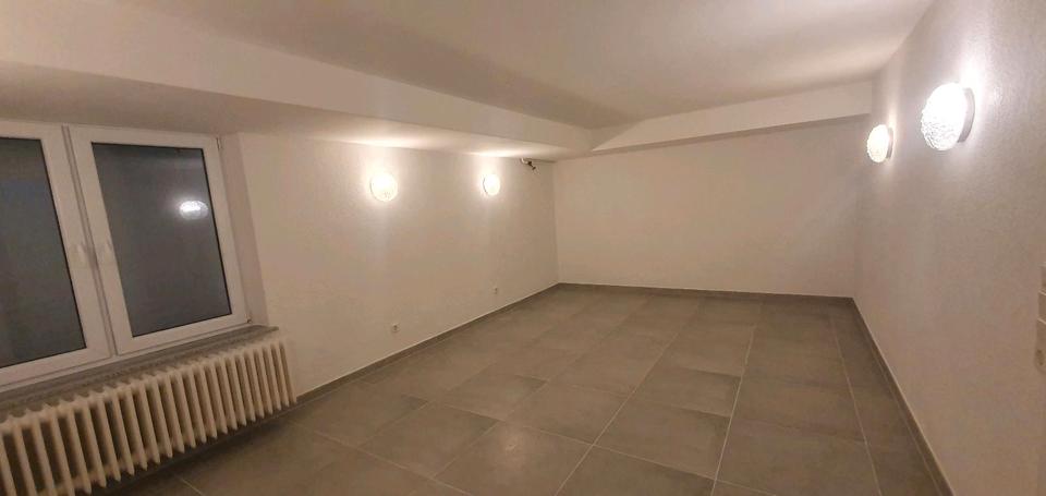 Doppelhaushälfte Ratingen Hösel - 5 Zimmer, 130 m&sup2;, 2.500&euro; | Angebot:25368270