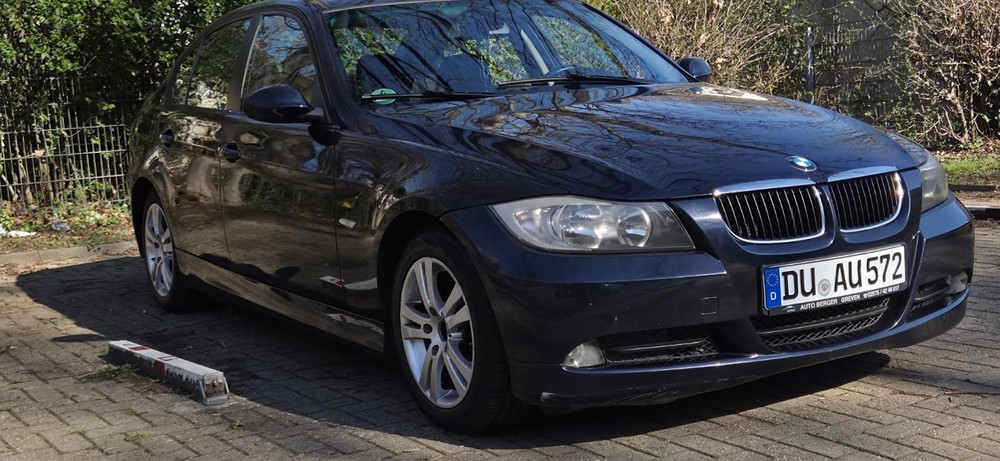 BMW E90 234.326 km 2.950 &euro; Duisburg 47051