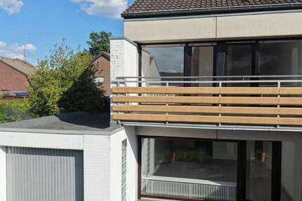 Haus Willich - 4.5 Zimmer, 105 m&sup2;, 425.000&euro; | Angebot:27667423