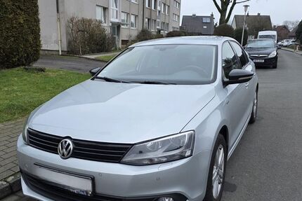 VW Jetta 135.000 km 8.500 &euro; Kamp Lintfort 47475