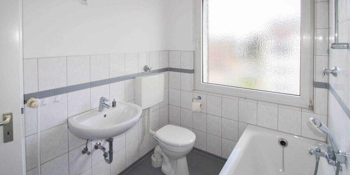 Etagenwohnung Duisburg Rumeln-Kaldenhausen - 3 Zimmer, 74 m&sup2;, 165.000&euro; | Angebot:25705132