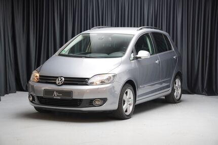 VW Golf 110.000 km 5.990 &euro; Düsseldorf 40211