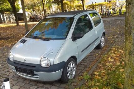 Renault Twingo 121.000 km 1.790 &euro; Düsseldorf 40591