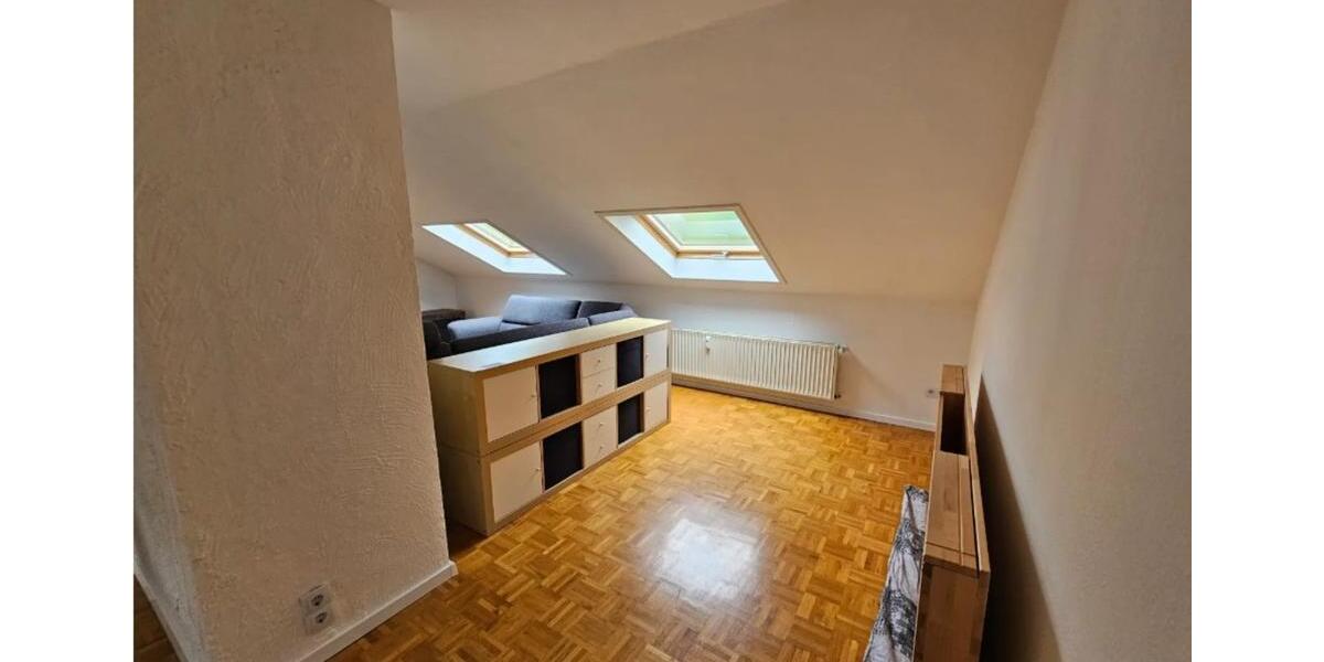 Dachgeschoßwohnung Krefeld Benrad - 2 Zimmer, 54 m&sup2;, 119.000&euro; | Angebot:25869418