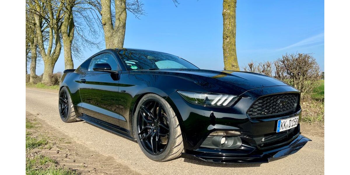 Ford Mustang 84.000 km 29.999 &euro; Nettetal 41334