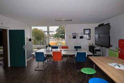 Gewerbeobjekt Duisburg Wanheim-Angerhausen - 6 Zimmer, 203 m&sup2;, 1.712&euro; | Angebot:25663827