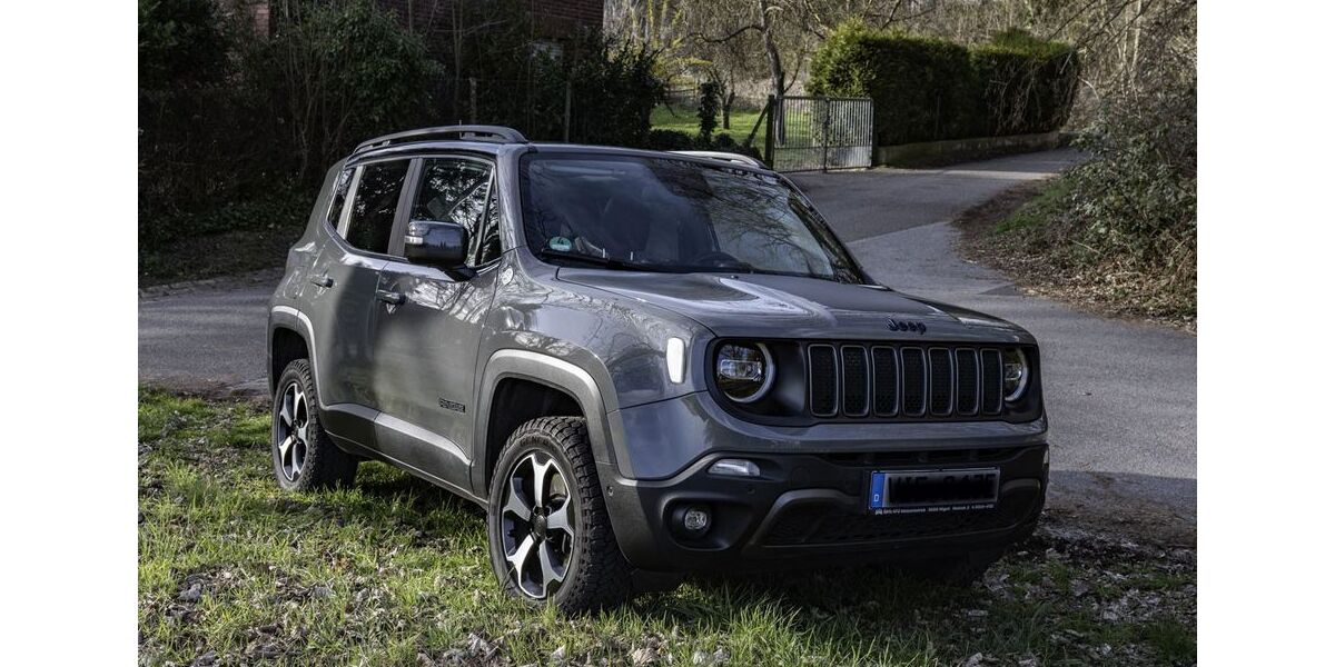 Jeep Renegade 61.000 km 21.000 &euro; Krefeld 47802