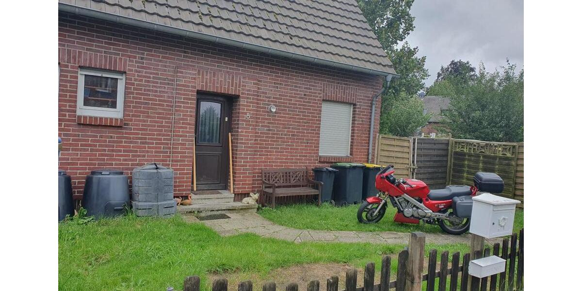 Etagenwohnung Wegberg - 1 Zimmer, 16 m&sup2;, 298&euro; | Angebot:26020402