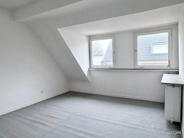 Reihenmittelhaus Mönchengladbach Waldhausen - 7 Zimmer, 192 m&sup2;, 349.000&euro; | Angebot:25698278