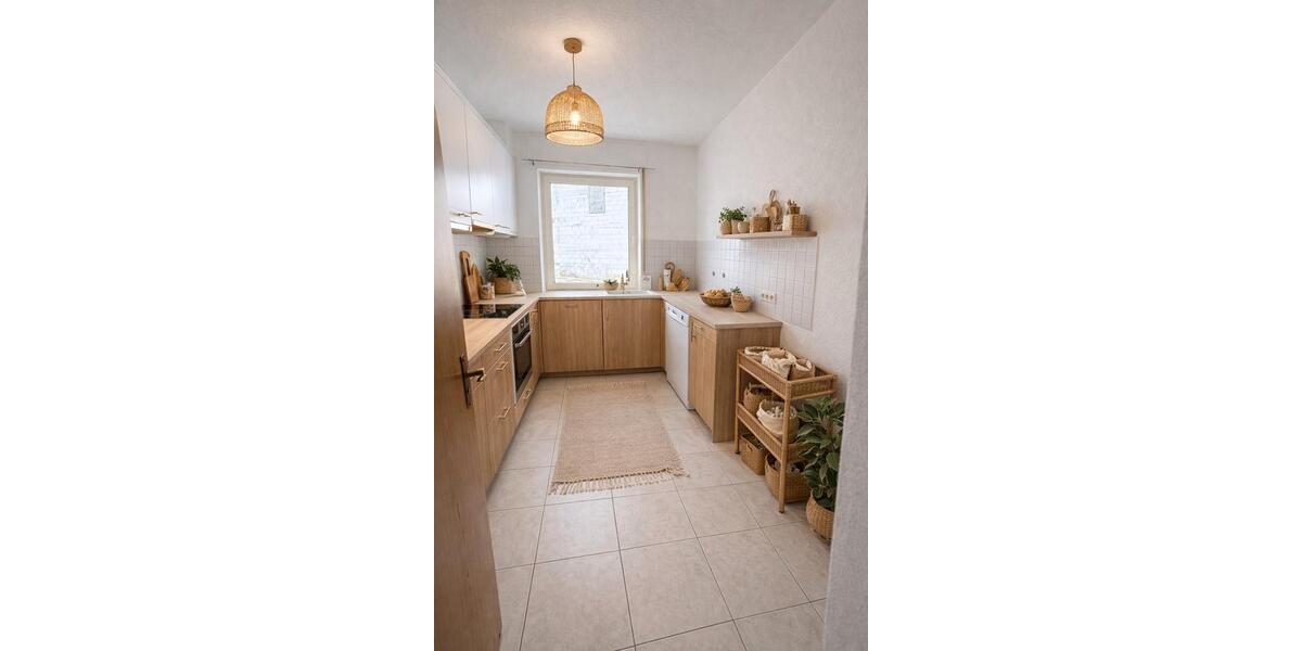 Etagenwohnung Moers - 2 Zimmer, 65 m&sup2;, 650&euro; | Angebot:25974799