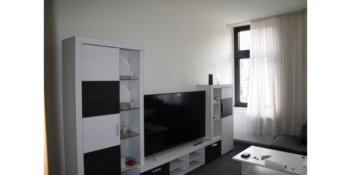 Provisionsfrei* Top modernisierte Kapitalanlage ohne Sanierungsstau in Duisburg-Hochfeld - Mehrfamilienhaus mit 277 m² Wohnfläche, vollvermietet, provisionsfrei vom Dachdecker - Mehrfamilienhaus, Wohnhaus Duisburg Duisburg-Mitte | Angebot:26067970