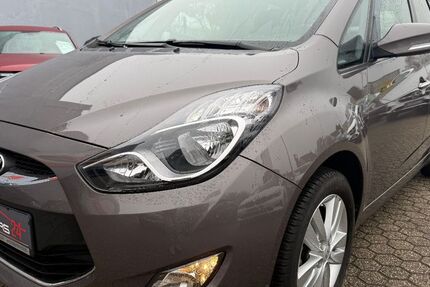 Hyundai ix20 104.000 km 10.950 &euro; Mönchengladbach 41236