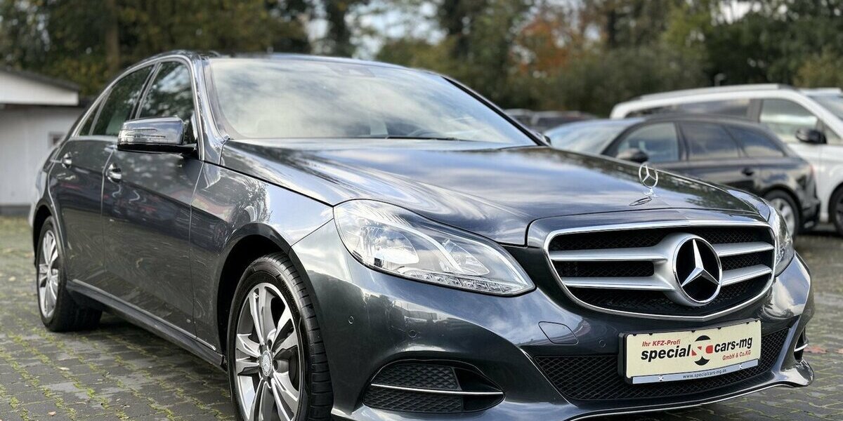 Mercedes-Benz E 350 d/ PANO / Kamera / Leder / Navi / EURO 6 100.000 km 22.290 &euro; Mönchengladbach 41066