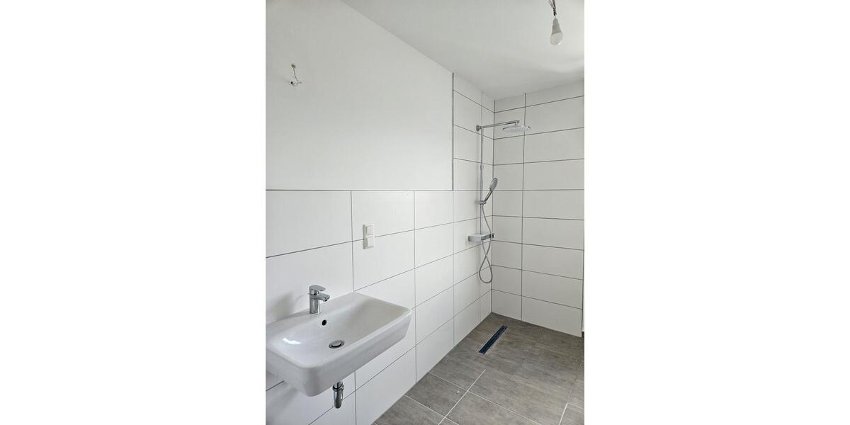 Etagenwohnung Dormagen Hackenbroich - 3 Zimmer, 74 m&sup2;, 1.140&euro; | Angebot:25430670