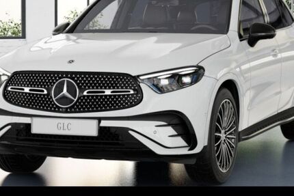 Mercedes-Benz GLC 220 9.900 km 61.990 &euro; Düsseldorf 40470
