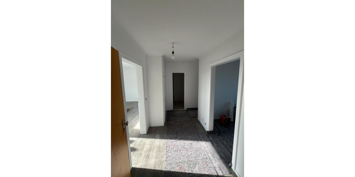 Dachgeschoßwohnung Mönchengladbach West - 2 Zimmer, 59 m&sup2;, 678&euro; | Angebot:25414914